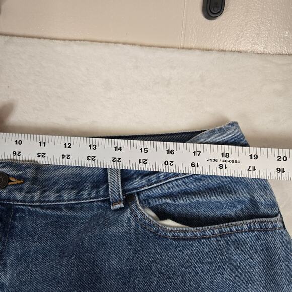 L.L. Bean Classic Fit Curvy Straight Leg Jeans Denim Womens 20R 0726 - Picture 3 of 9